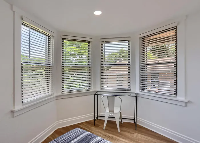 Dormont, Potomac 2e And Unique Private Bedroom With Shared Bathroom Pittsburgh